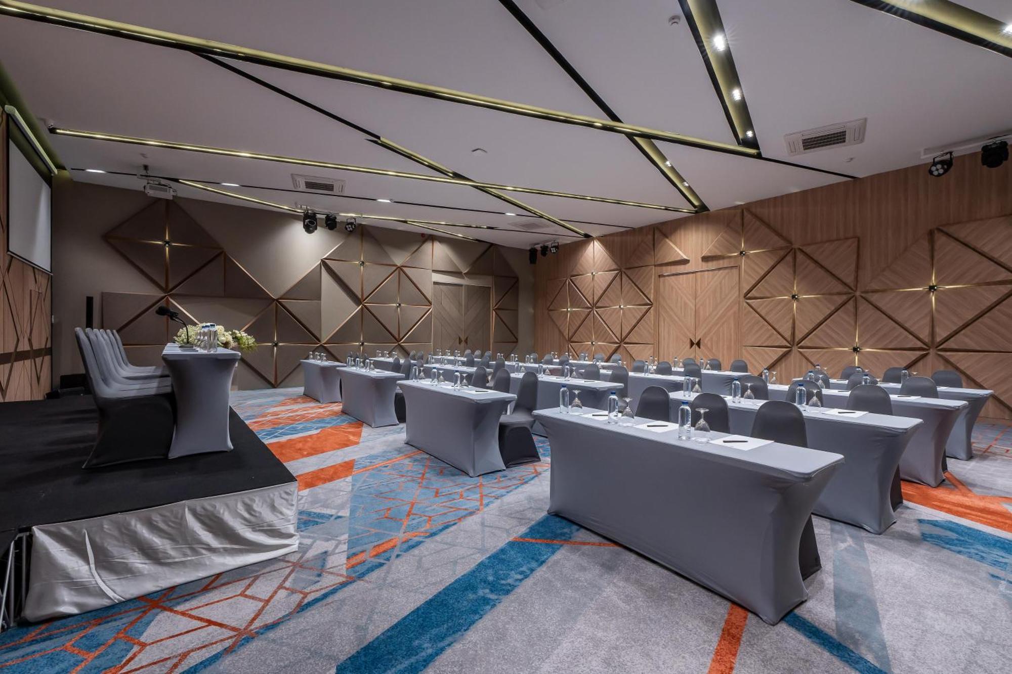 Zayn Hotel Bangkok - Airport Link Access Exterior photo